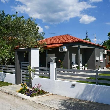 Villa Kostas Chaidefto Luaran gambar
